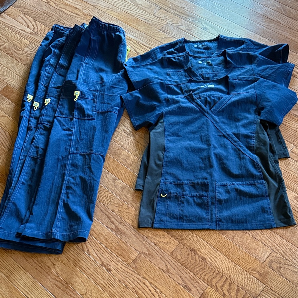 3 Navy Blue Scrub Set Wonderwink